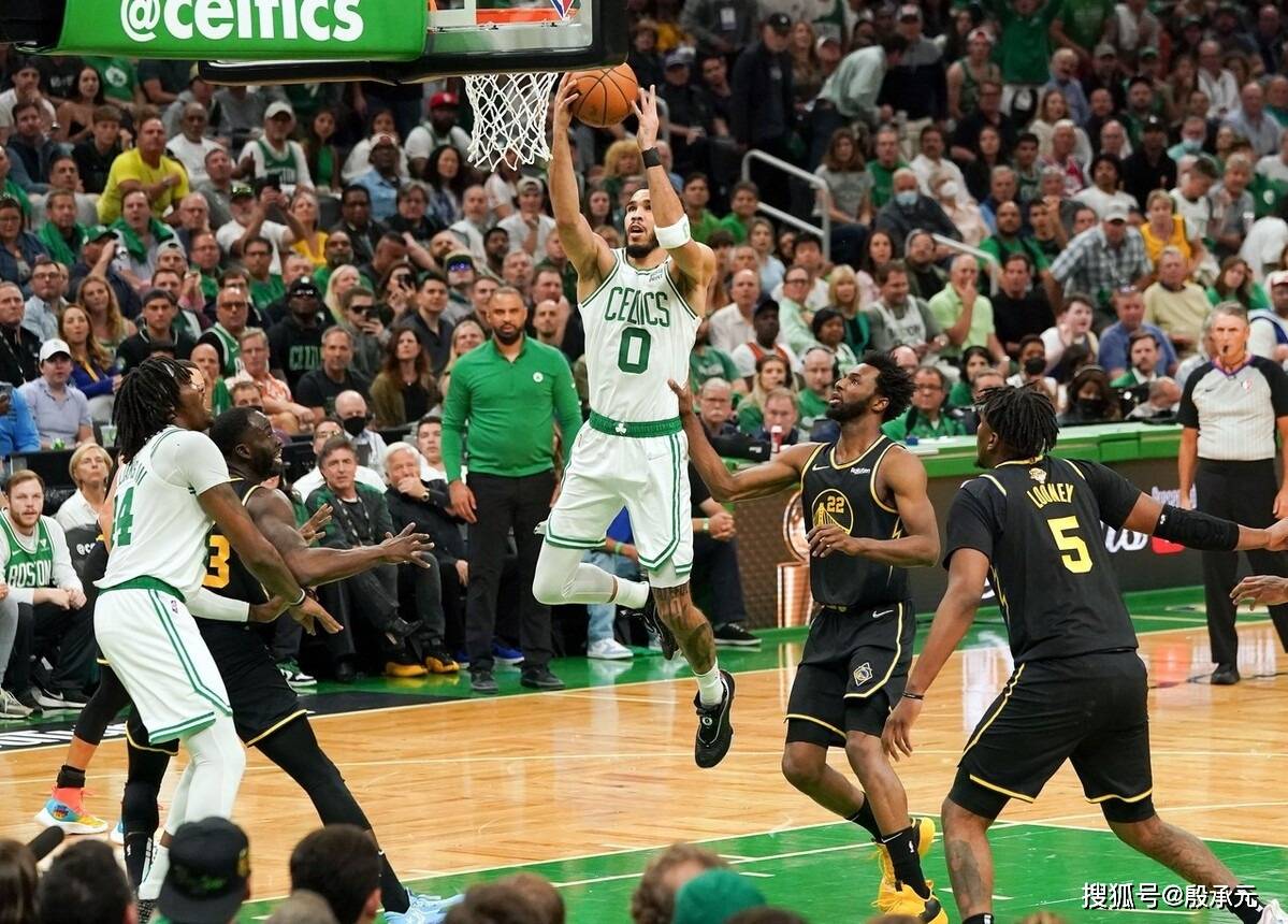 好博体育官方网站-集结日斯图加特手感冰凉：NBA季后赛节点到来，更衣室稳定，更衣室氛围转暖