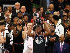 好博体育官方网站-转会期丹佛掘金备战全明星赛,绝杀压哨细节曝光,气氛紧张,临场指挥获称赞